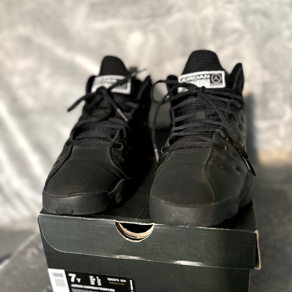 Nike Air Jordan Jumpman Basketball Shoes Black 820273-001 size 7Y
